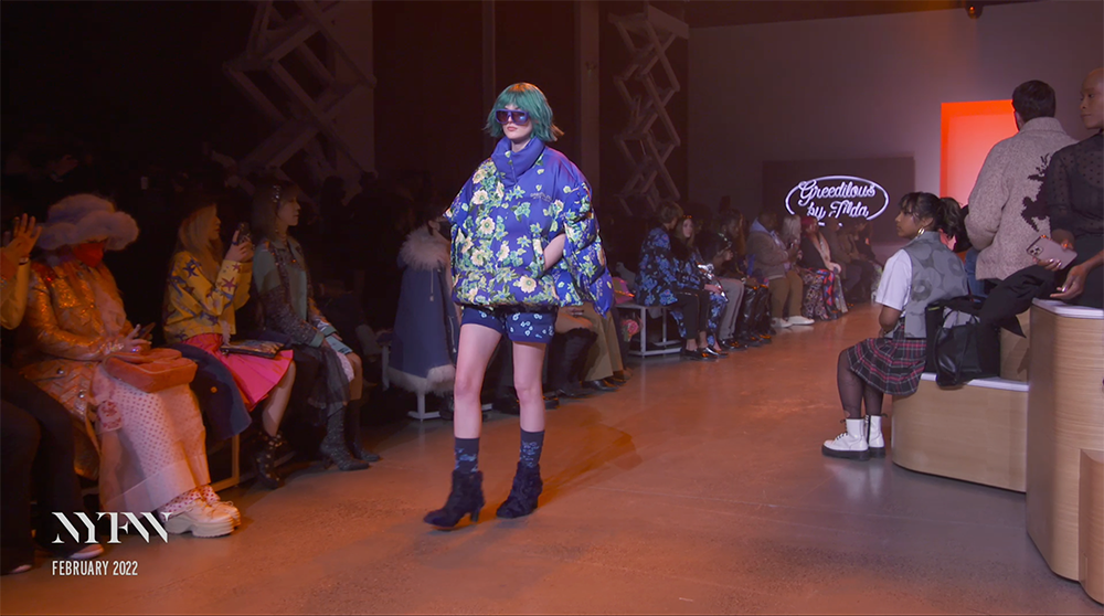 LG AI Artist Tilda Makes a Stunning Debut at NYFW - LG AI